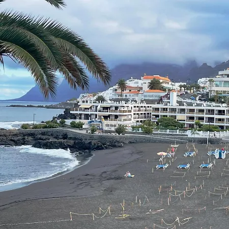Apartment Arenas Negras Playa La Arena, Newly Renovated *