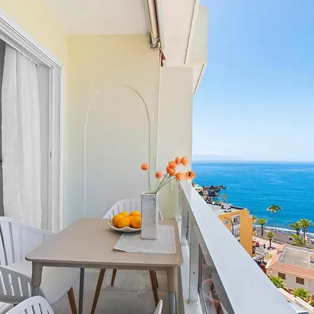 Arenas Negras Playa La Arena, Newly Renovated Apartment *
